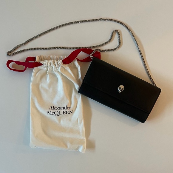 Alexander McQueen Handbags - Alexander McQueen Diamond Skull Clutch